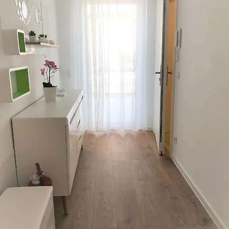 Panorama Penthouse Mit Klima Und Whirlpool Fuer Bis Zu 6 Personen דירה *