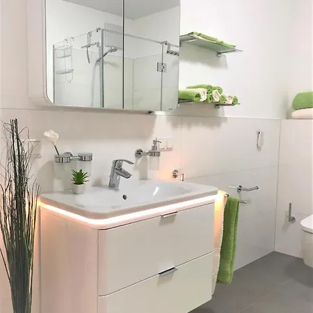 아파트 Panorama Penthouse Mit Klima Und Whirlpool Fuer Bis Zu 6 Personen *