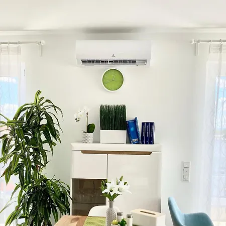 Panorama Penthouse Mit Klima Und Whirlpool Fuer Bis Zu 6 Personen 法兰肯塔尔