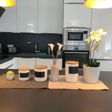 아파트 Panorama Penthouse Mit Klima Und Whirlpool Fuer Bis Zu 6 Personen *