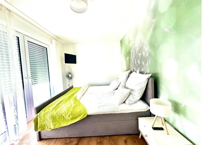 Apartamento Panorama Penthouse Mit Klima Und Whirlpool Fuer Bis Zu 6 Personen Frankenthal (Rhineland-Palatinate)