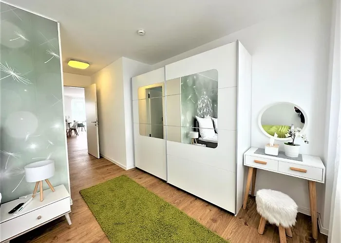 Panorama Penthouse Mit Klima Und Whirlpool Fuer Bis Zu 6 Personen *