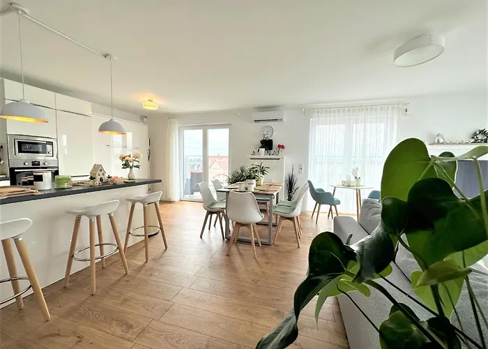 Apartamento Panorama Penthouse Mit Klima Und Whirlpool Fuer Bis Zu 6 Personen *