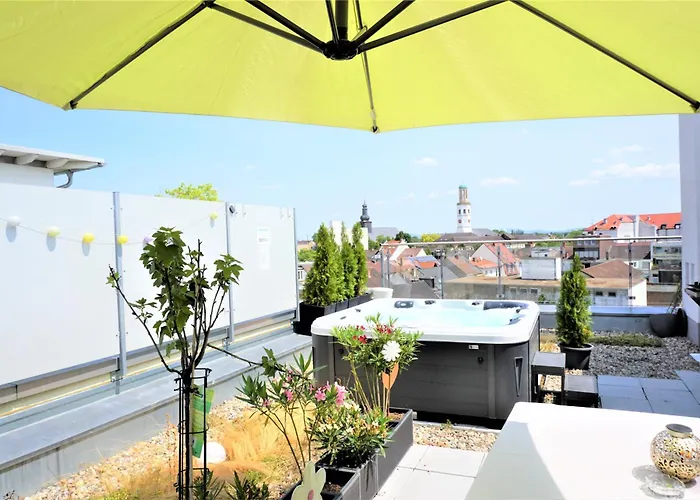 Panorama Penthouse Mit Klima Und Whirlpool Fuer Bis Zu 6 Personen